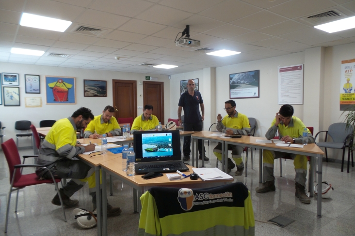 Little mindundi; "I am the master of my fate: I am the captain of my soul" ASC formación-Curso en Cementera