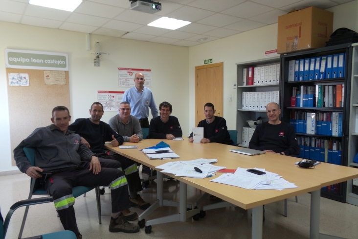 Little mindundi; "I am the master of my fate: I am the captain of my soul" Curso Mantenimiento de Motores-ASC formación
