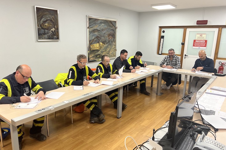 Curso "ATmósferas EXplosivas" ATEX - Asturiana de Zinc AZSA Curso "ATmósferas EXplosivas" ATEX - Asturiana de Zinc AZSA
